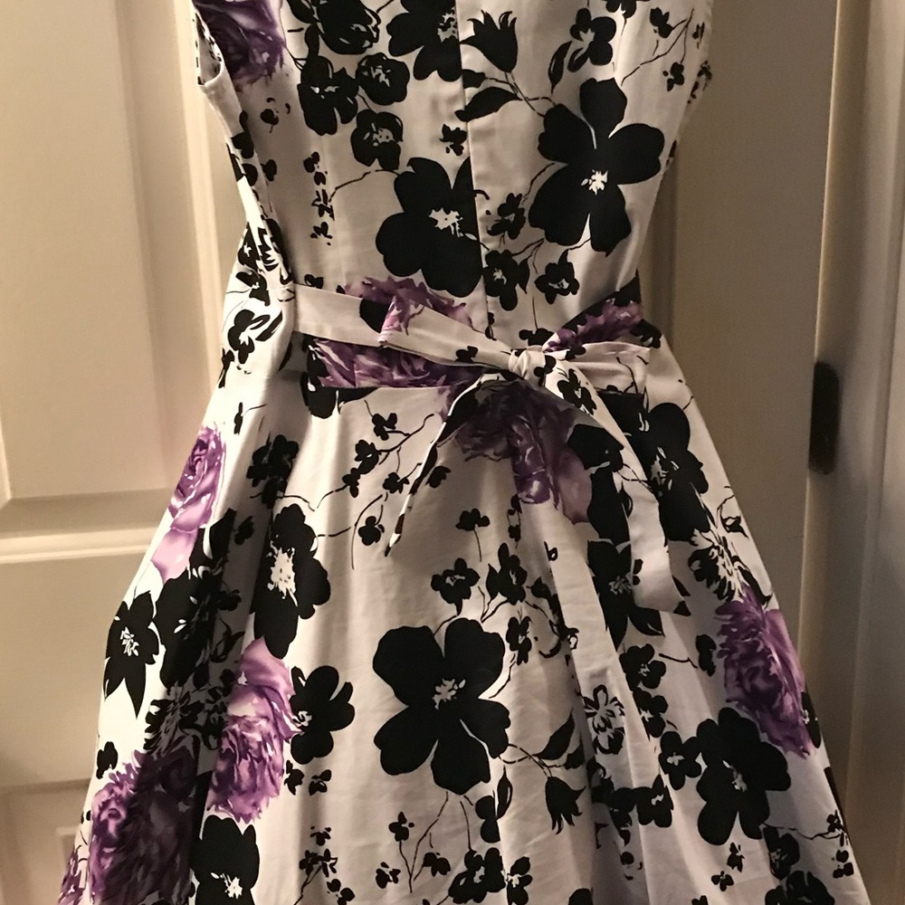 Beautiful Spring Dress w/slip! - Picture 2 of 3